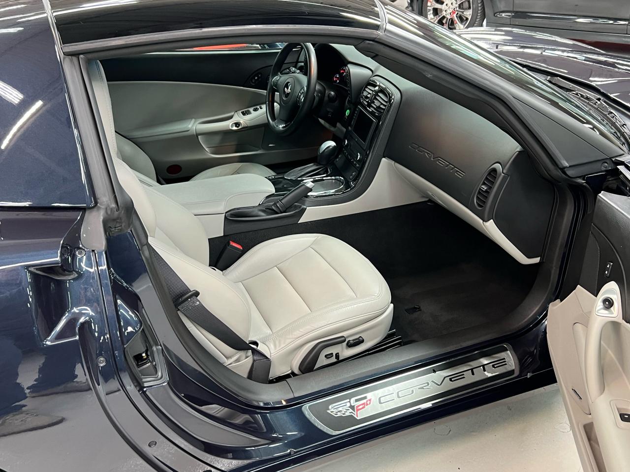 2013 Chevrolet Corvette 2dr Cpe w/3LT w Glass Roof Photo