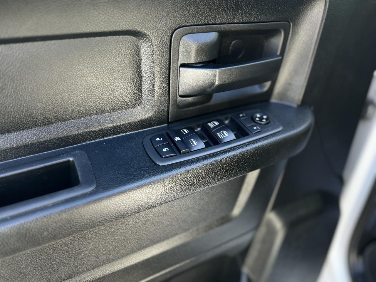 2019 RAM 1500 Express 4x4 Quad Cab 6'4  Box Photo