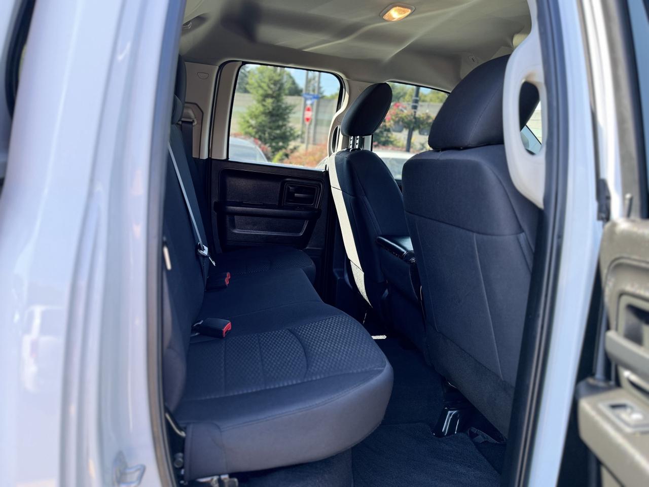 2019 RAM 1500 Express 4x4 Quad Cab 6'4  Box Photo