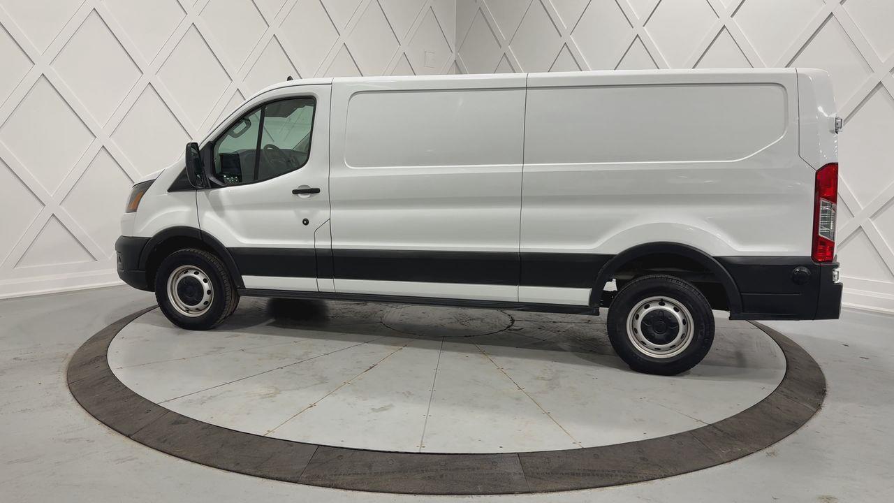 2024 Ford Transit-250 Cargo  Photo
