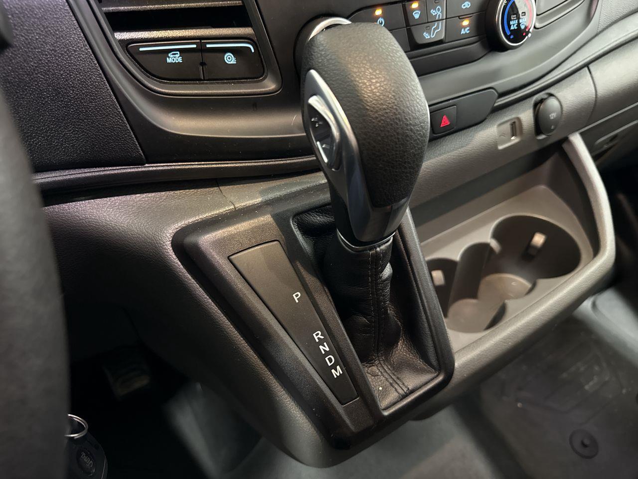 2024 Ford Transit-250 Cargo  Photo