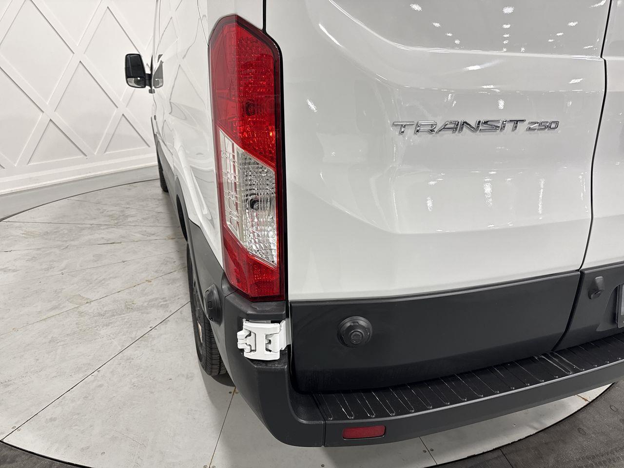 2024 Ford Transit-250 Cargo  Photo
