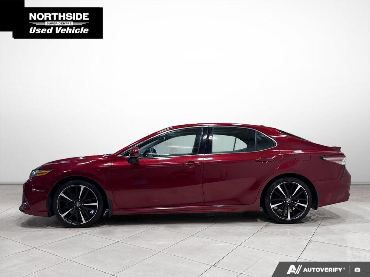 2018 Toyota Camry XSE 4dr Sedan Photo2