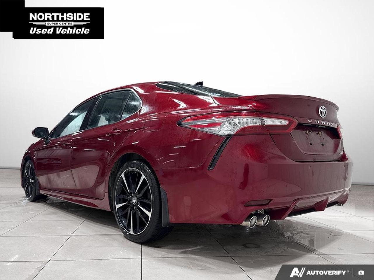 2018 Toyota Camry XSE 4dr Sedan Photo