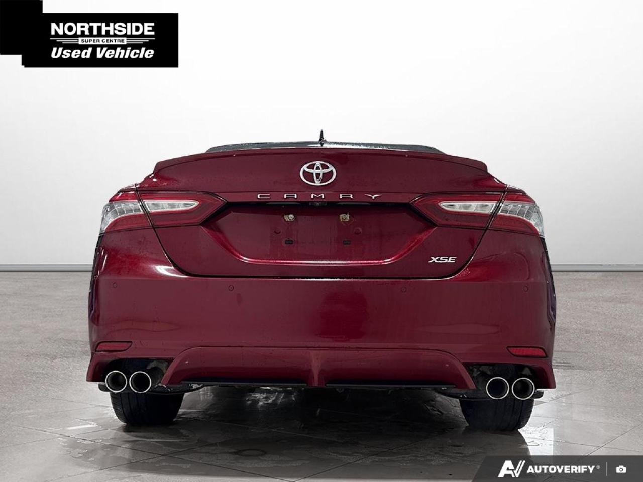 2018 Toyota Camry XSE 4dr Sedan Photo