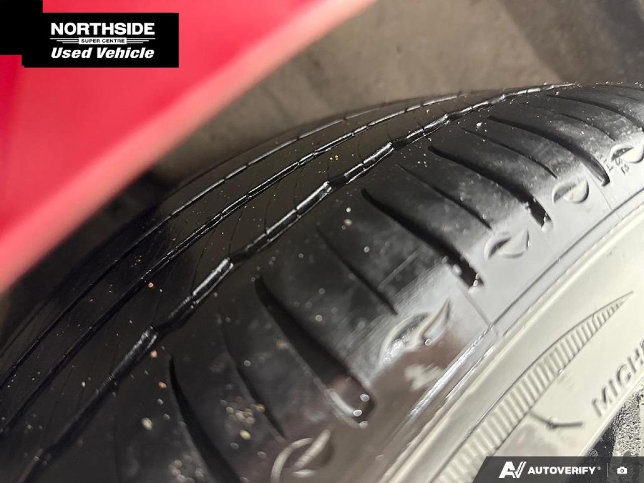 2018 Toyota Camry XSE 4dr Sedan Photo