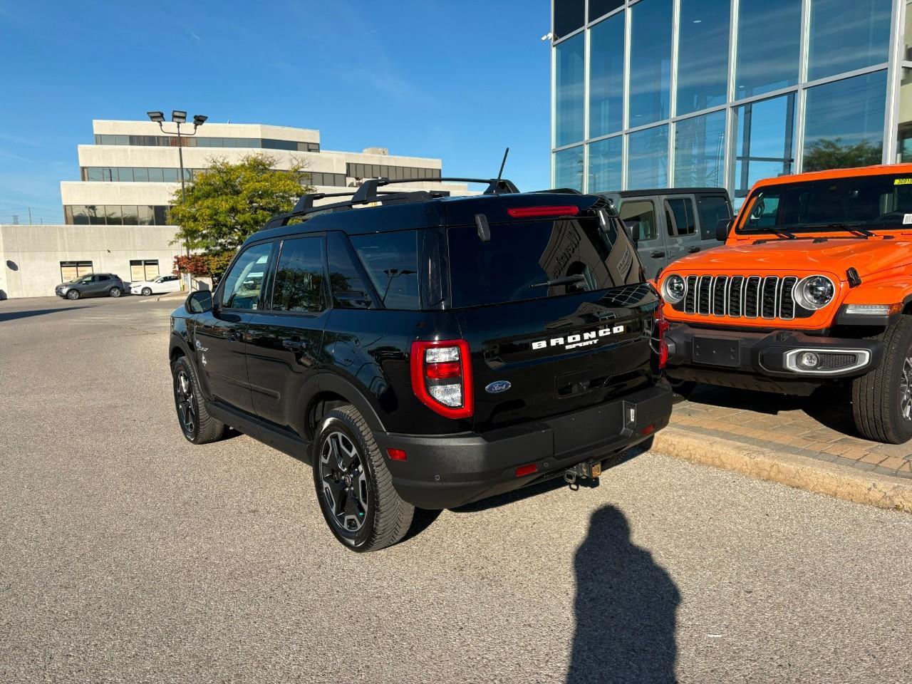 2021 Ford Bronco Sport Outer Banks 4dr 4x4 Photo3