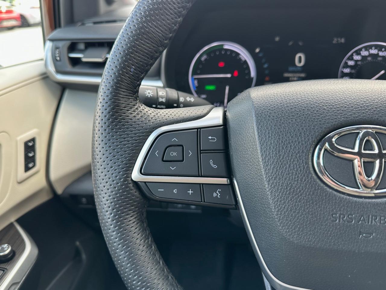 2024 Toyota Sienna Limited 7-Passenger 4dr All-Wheel Drive Passenger Van Photo