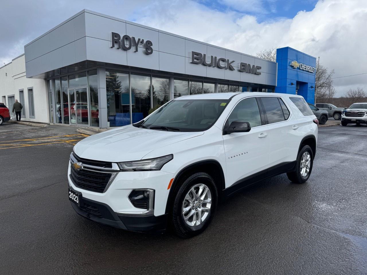 2023 Chevrolet Traverse AWD 4dr LS w/1LS Photo