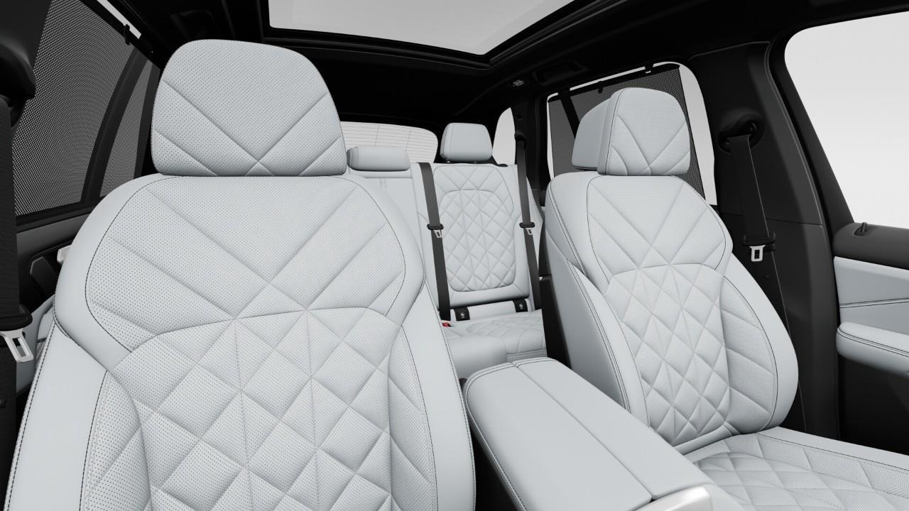 2026 BMW X5 M60i xDrive 4dr All-Wheel Drive Sports Activity Vehicle Photo