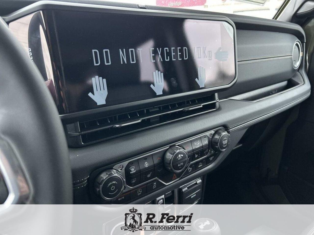 2026 Jeep Wrangler SAHARA 4DR 4X4 Photo