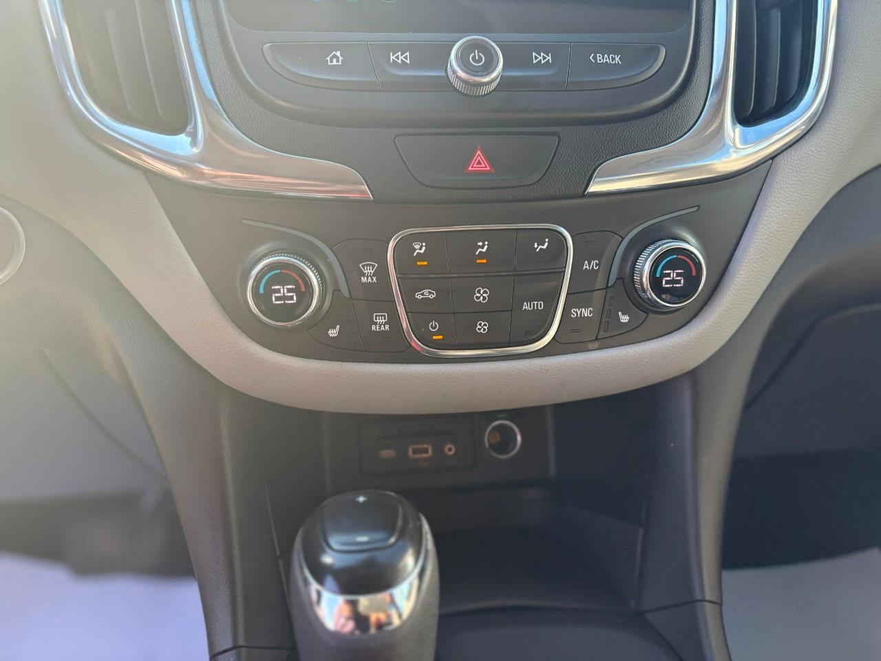 2021 Chevrolet Equinox LT w/1LT All-Wheel Drive Photo