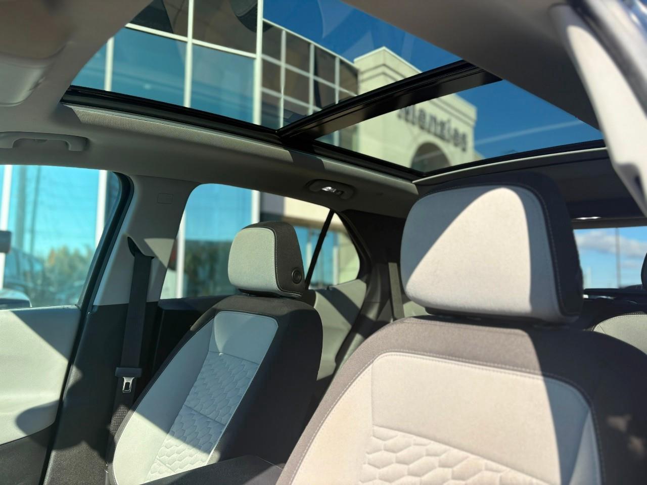 2021 Chevrolet Equinox LT w/1LT All-Wheel Drive Photo