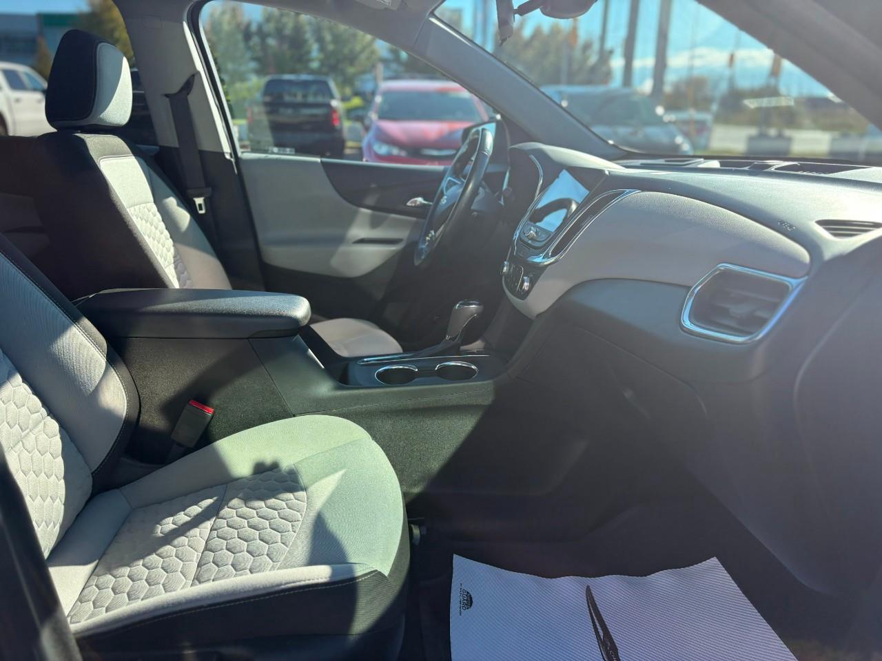 2021 Chevrolet Equinox LT w/1LT All-Wheel Drive Photo