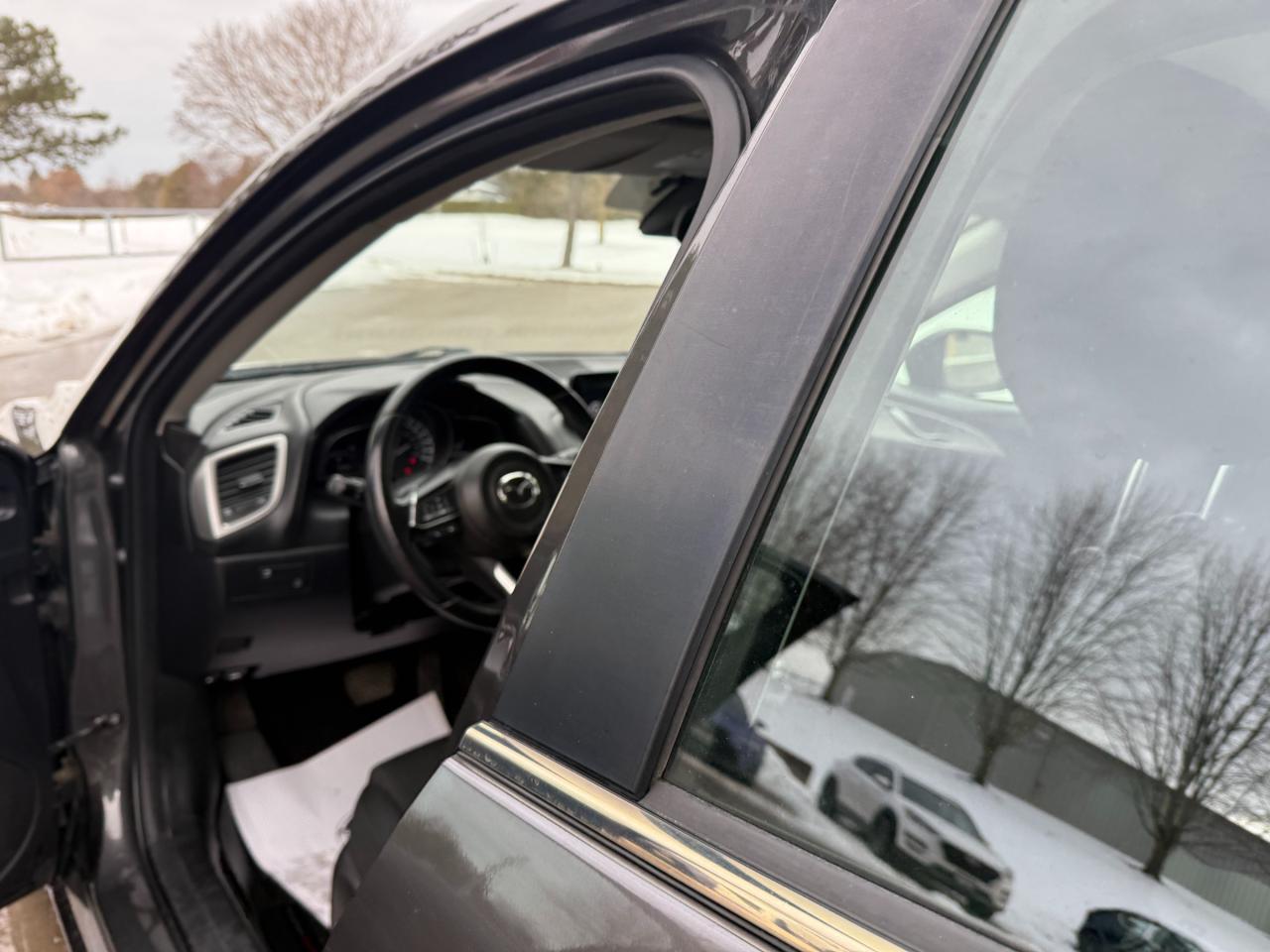 2018 Mazda 3 GS (A6) 4dr Sport Photo2