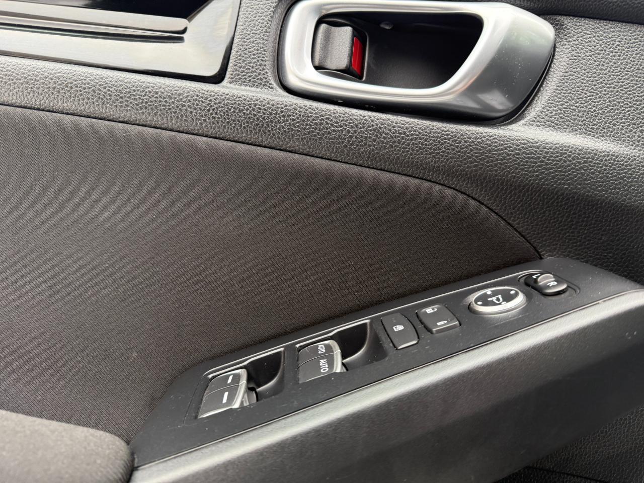 2024 Honda Civic EX 4dr Sedan Photo4