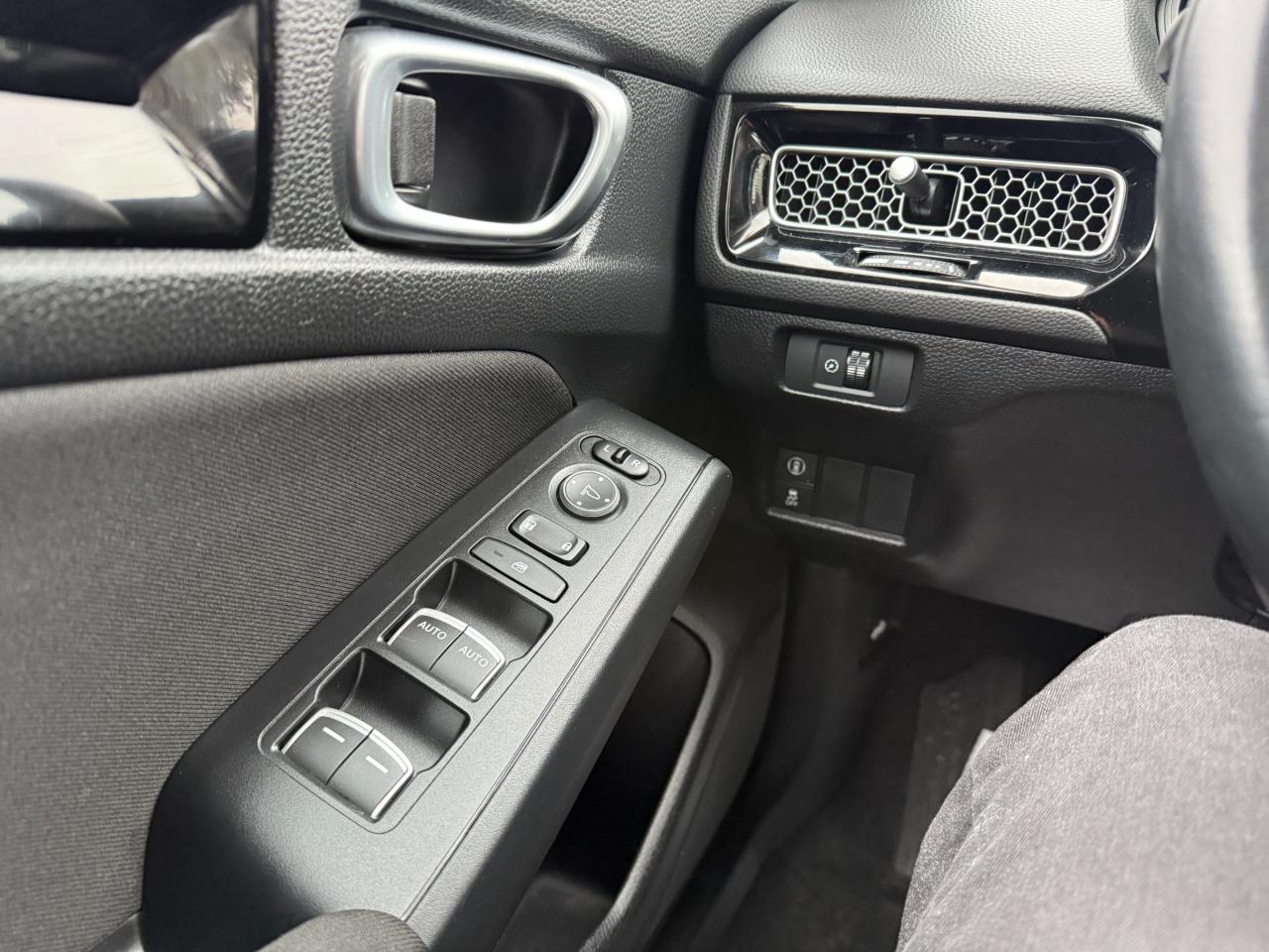 2024 Honda Civic EX 4dr Sedan Photo