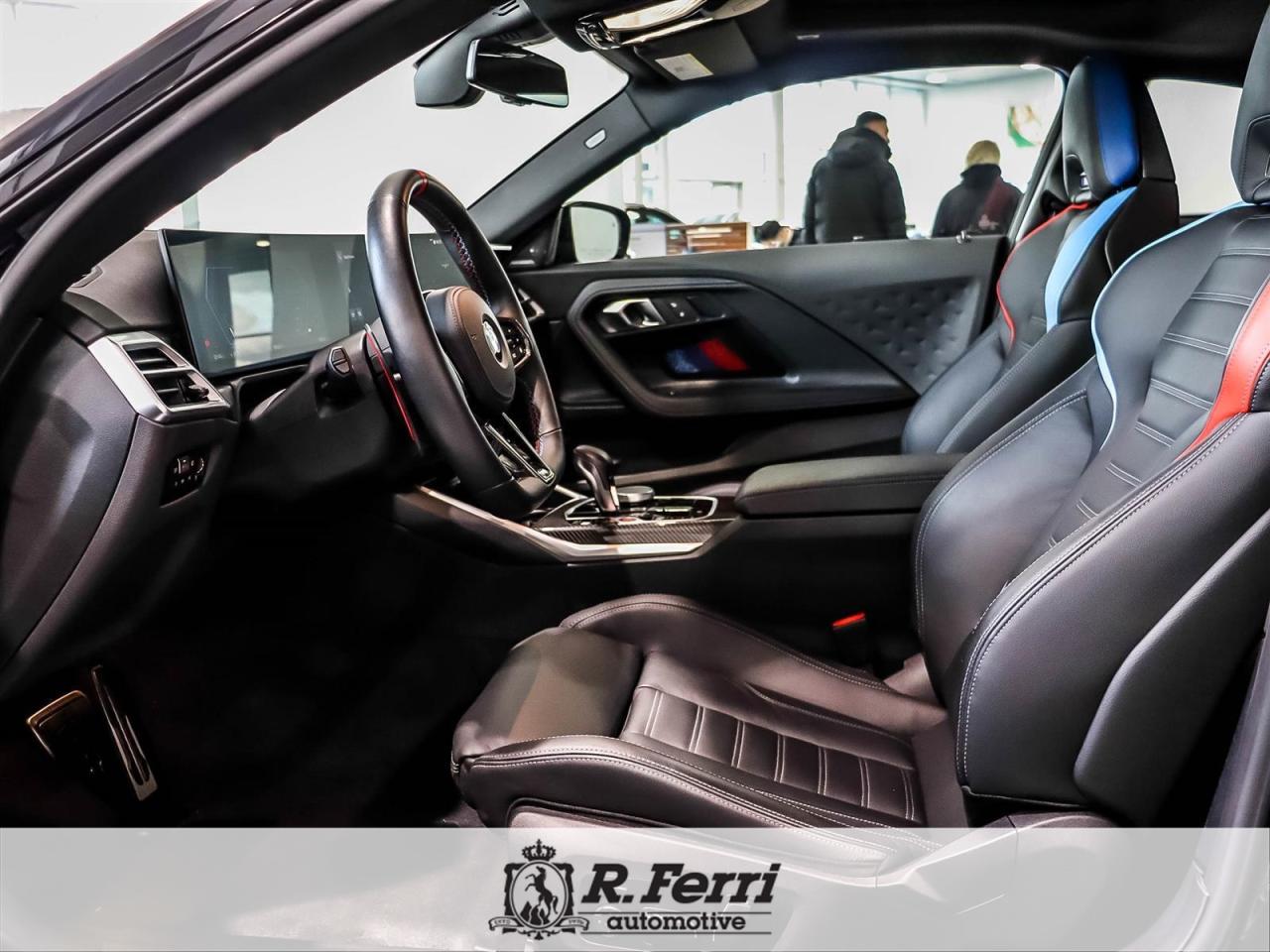 2025 BMW M2 Base 2dr Rear-Wheel Drive Coupe Photo4