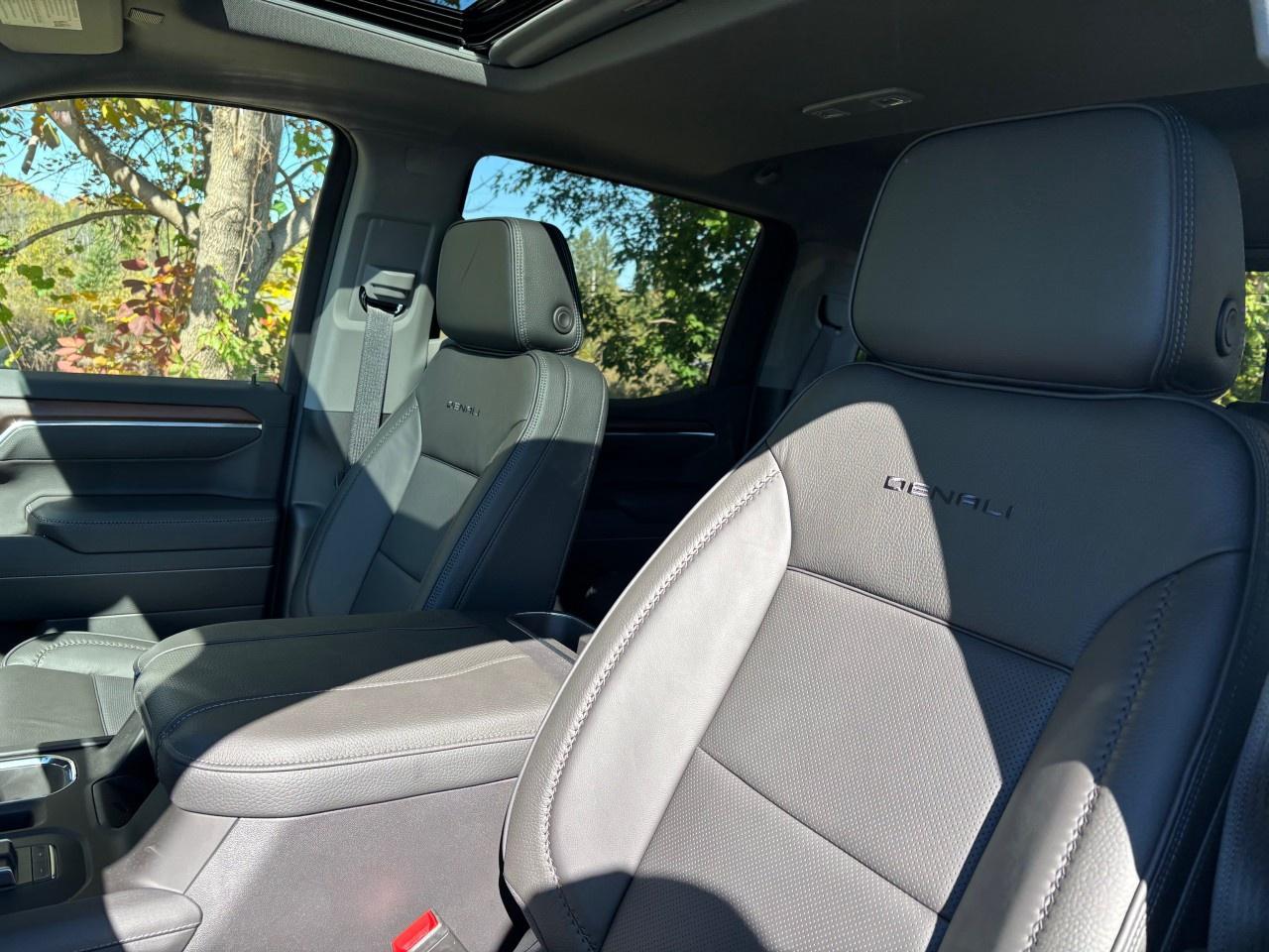 2026 GMC Sierra 1500 Crew Cab Standard Box 4-Wheel Drive Denali Photo