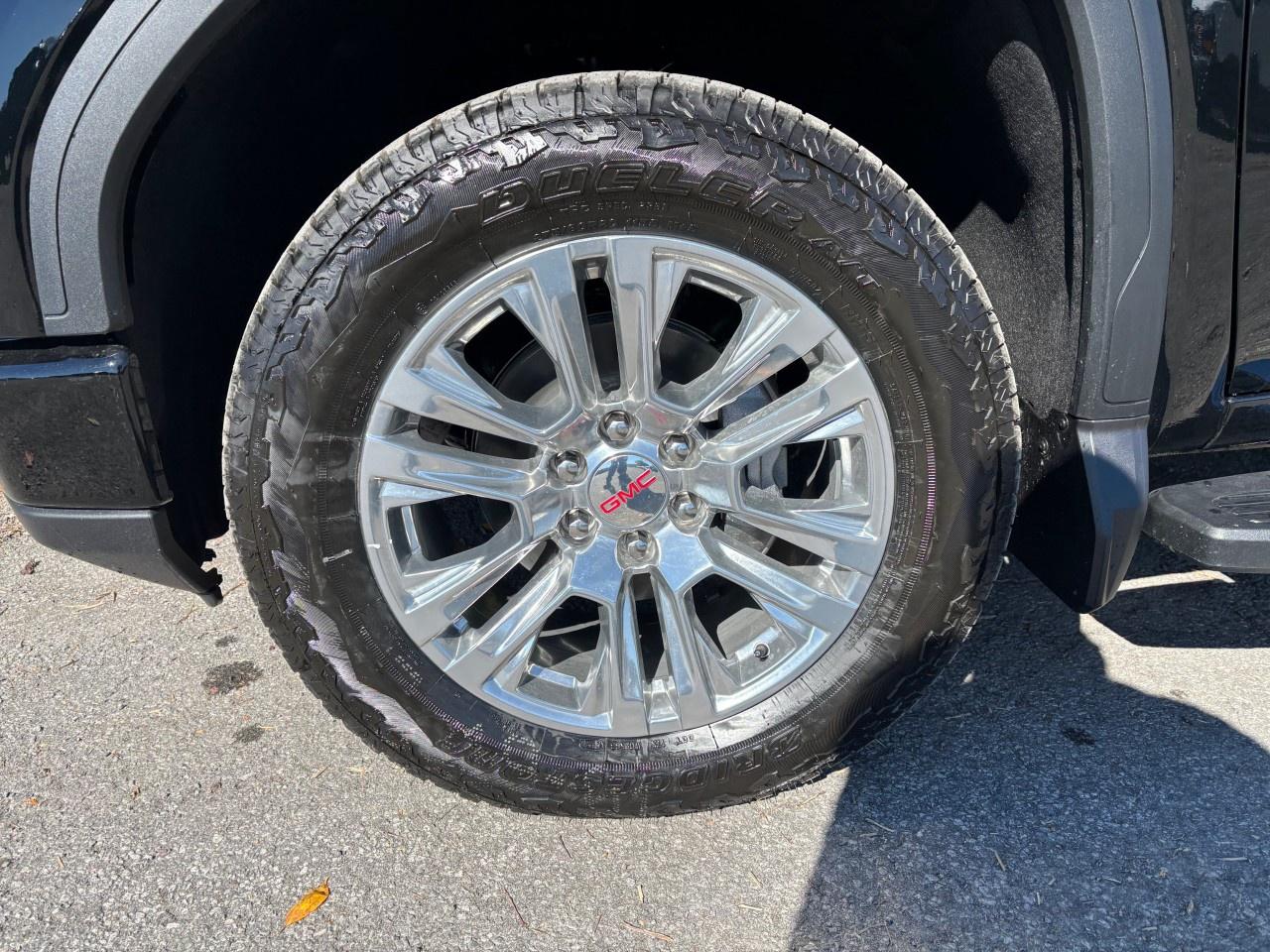 2026 GMC Sierra 1500 Crew Cab Standard Box 4-Wheel Drive Denali Photo