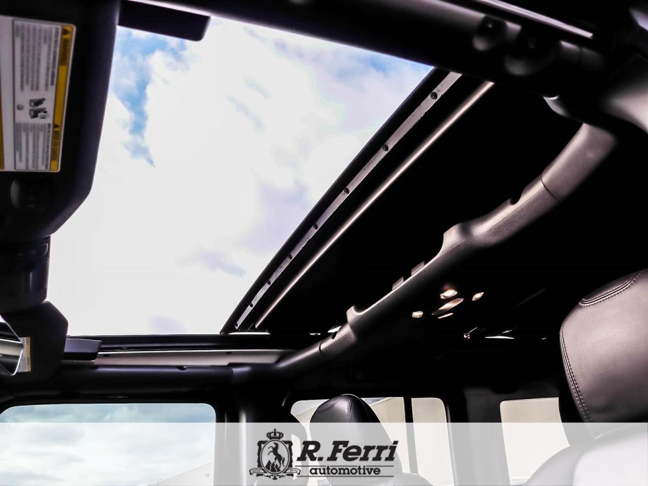 2021 Jeep WRANGLER UNLIMITED Sahara 4dr 4x4 Photo