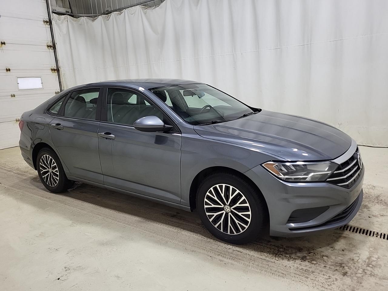 2021 Volkswagen Jetta Comfortline 6 Speed Manual Photo