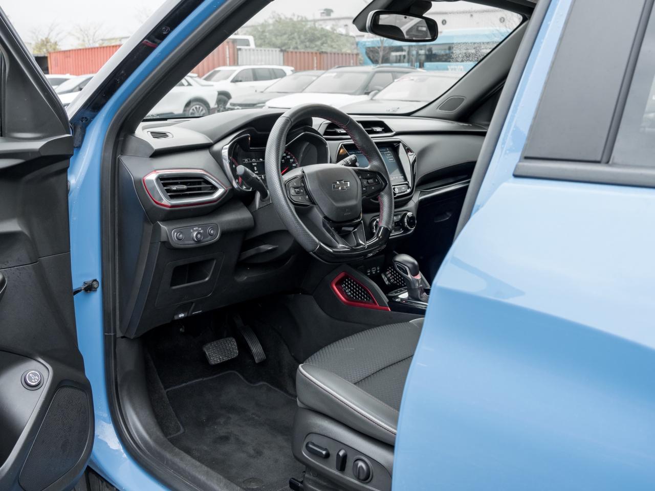 2023 Chevrolet TrailBlazer RS All-Wheel Drive Photo