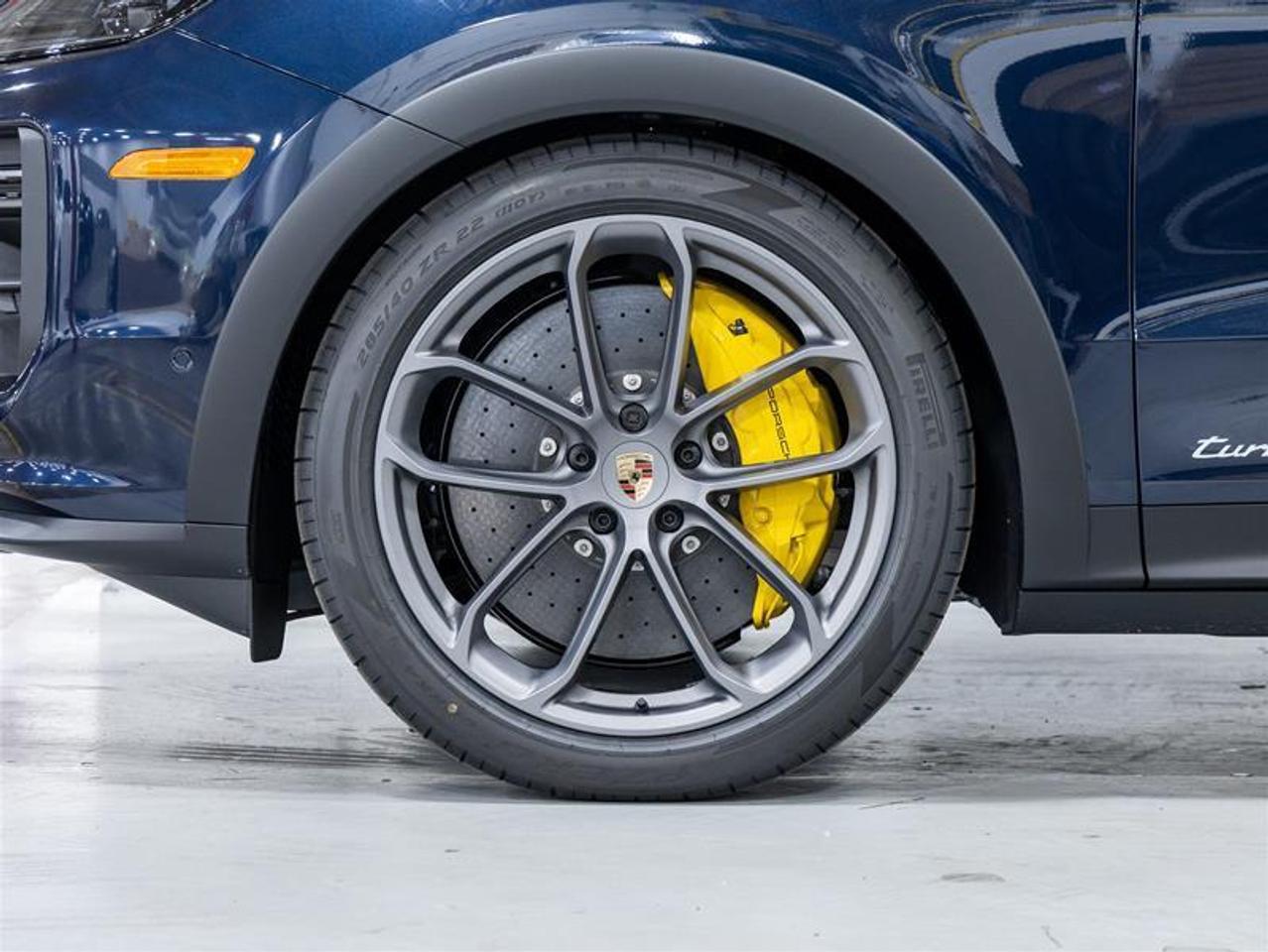 2026 Porsche Cayenne  Photo4
