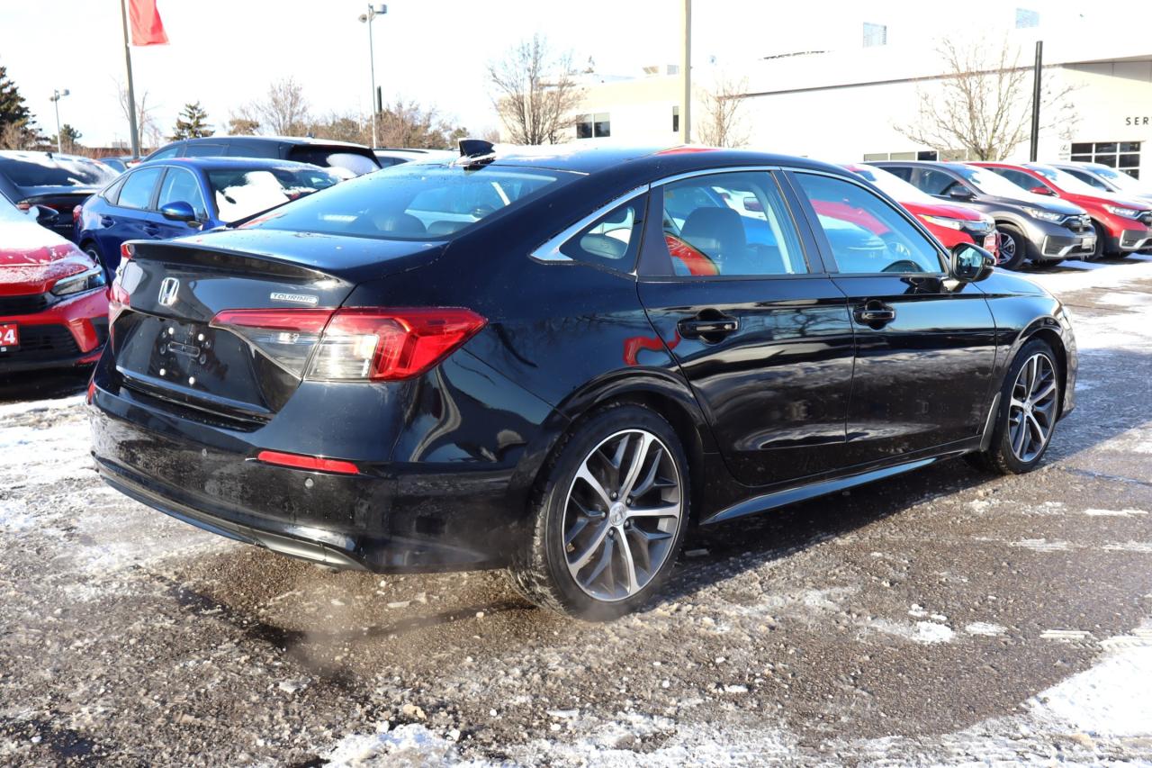 2022 Honda Civic Touring 4dr Sedan Photo