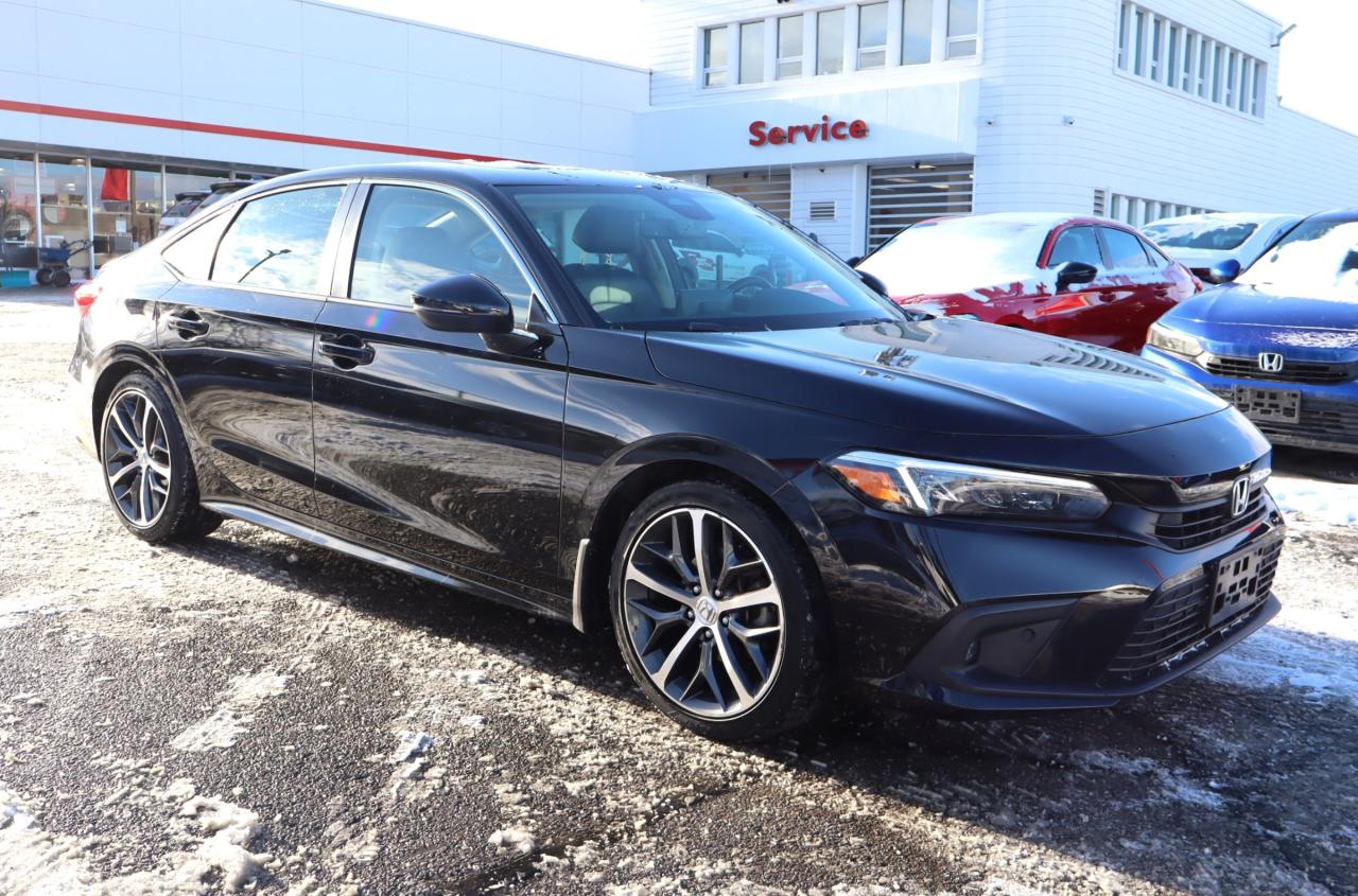 2022 Honda Civic Touring 4dr Sedan Photo