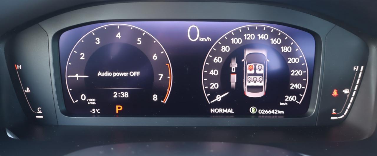 2022 Honda Civic Touring 4dr Sedan Photo