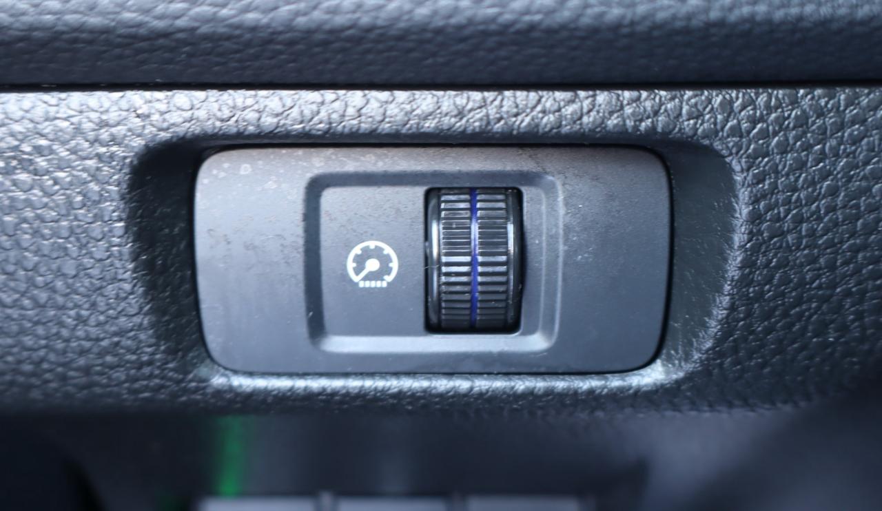 2022 Honda Civic Touring 4dr Sedan Photo