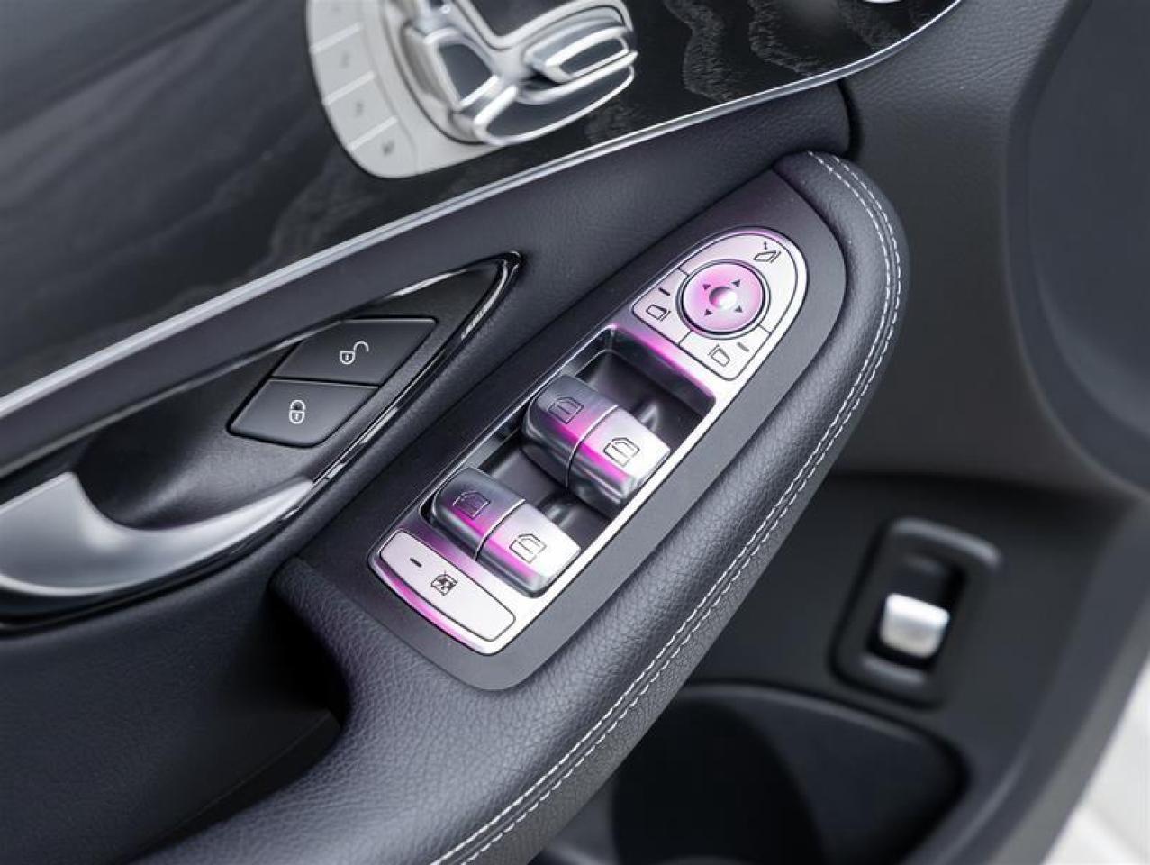 2021 Mercedes-Benz C300  Photo