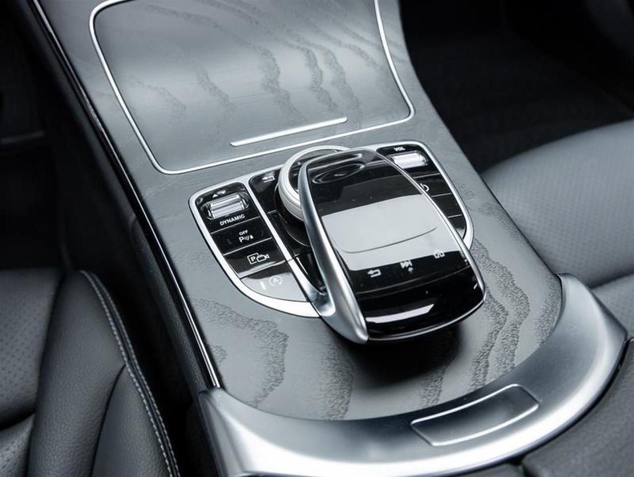 2021 Mercedes-Benz C300  Photo