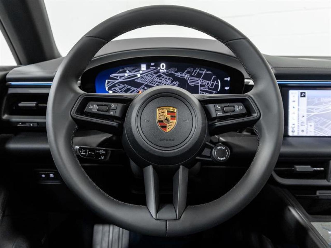 2024 Porsche Macan  Photo