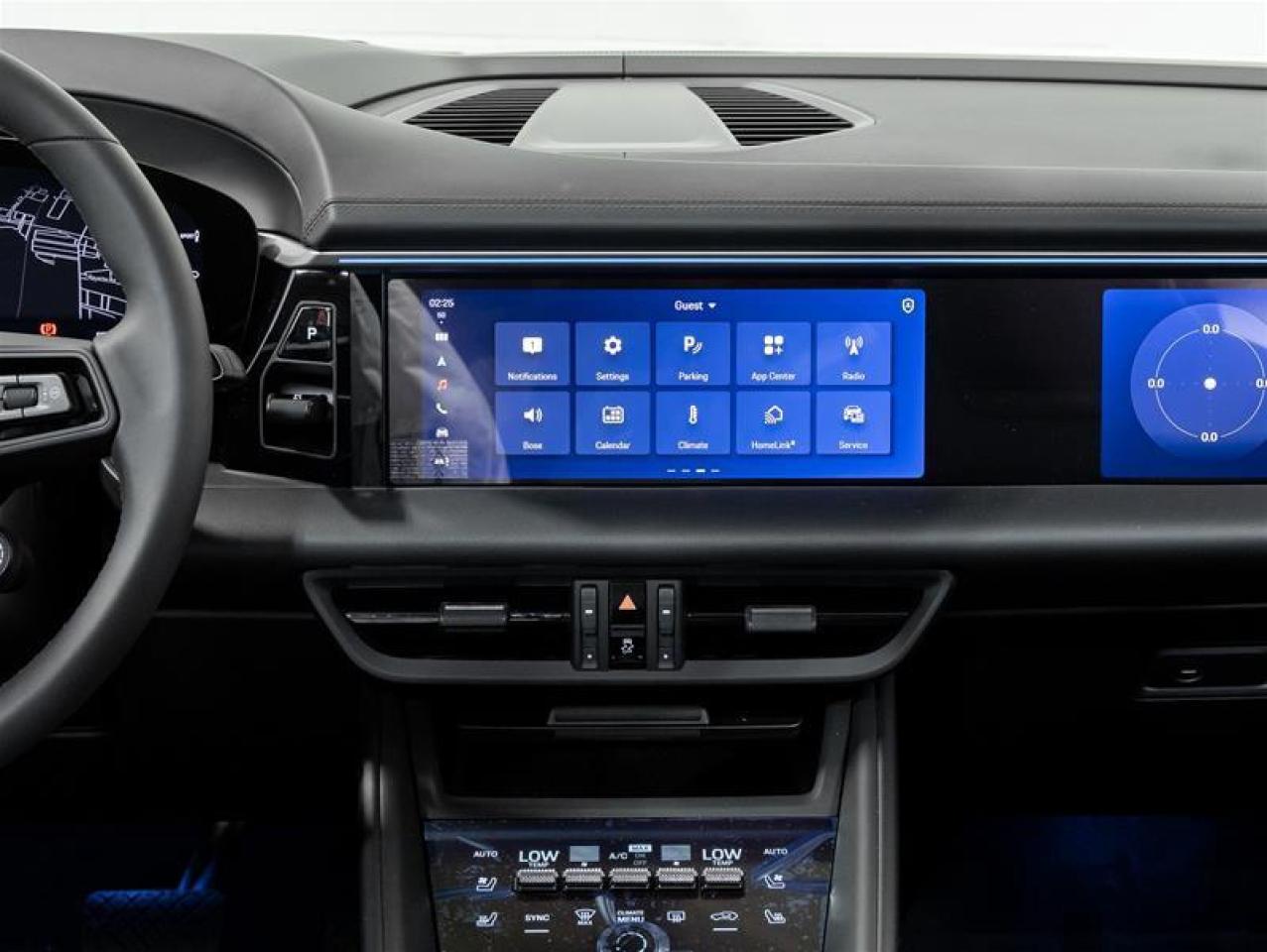 2024 Porsche Macan  Photo