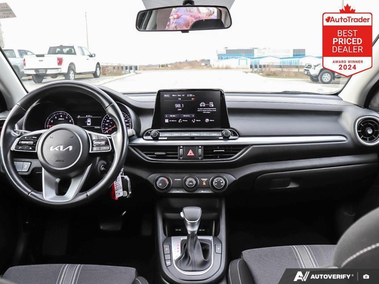 2023 Kia Forte LX 4dr Sedan Photo