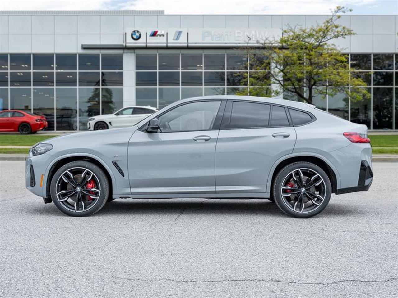 2025 BMW X4 M40i xDrive 4dr All-Wheel Drive Sports Activity Coupe Photo3