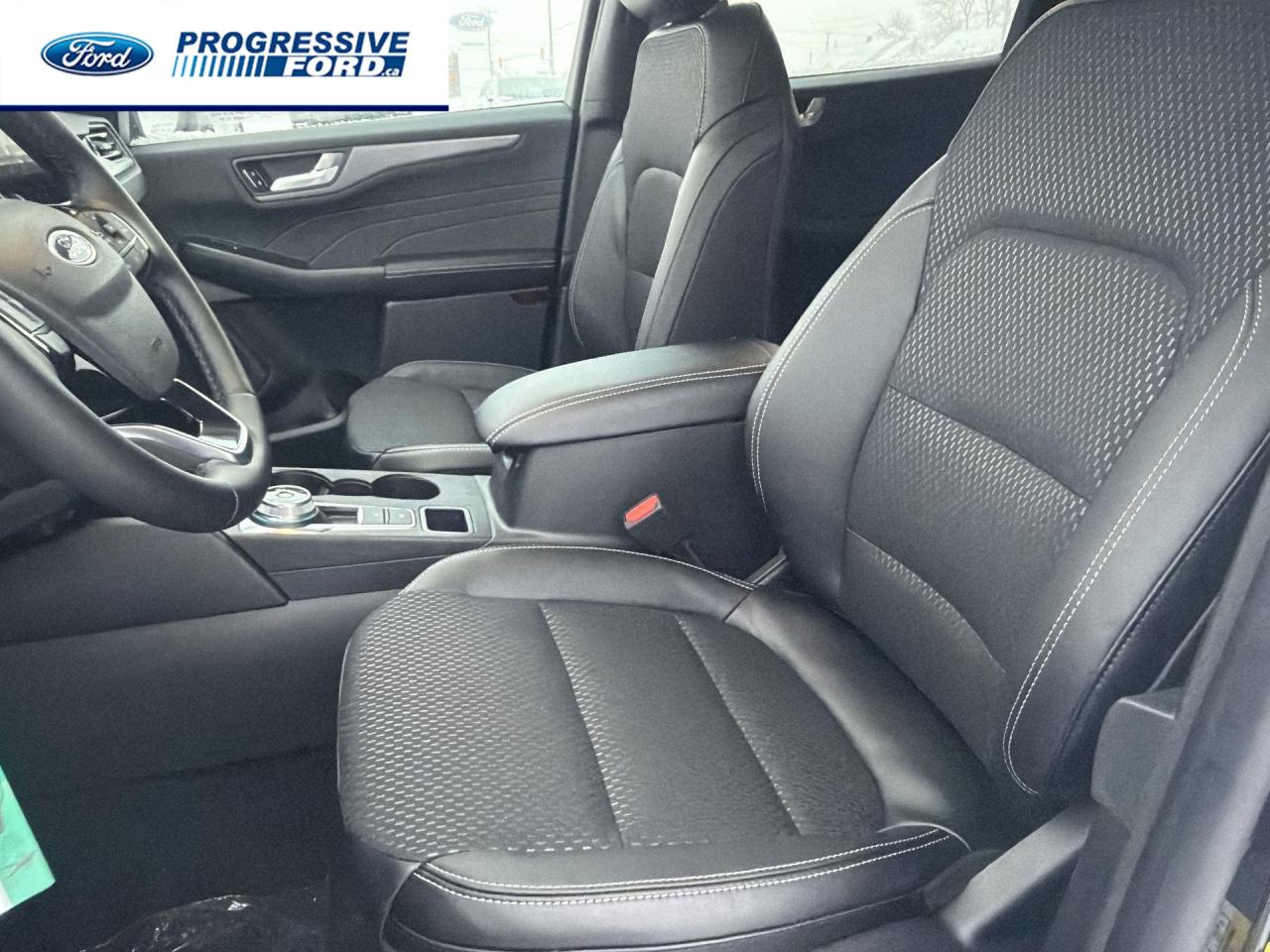 2026 Ford Escape PHEV 4dr Front-Wheel Drive Photo