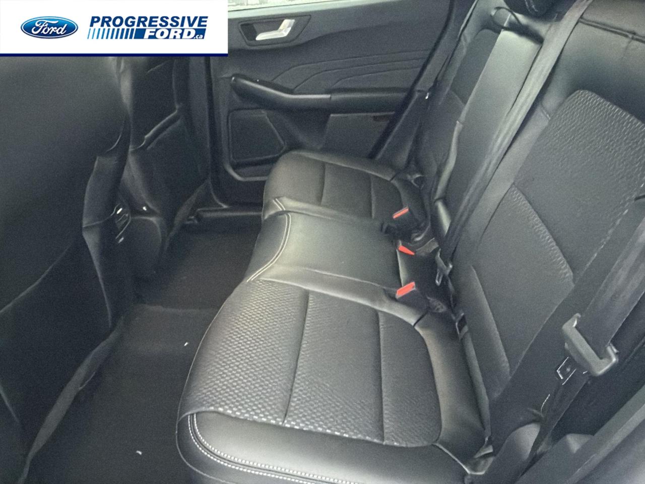 2026 Ford Escape PHEV 4dr Front-Wheel Drive Photo