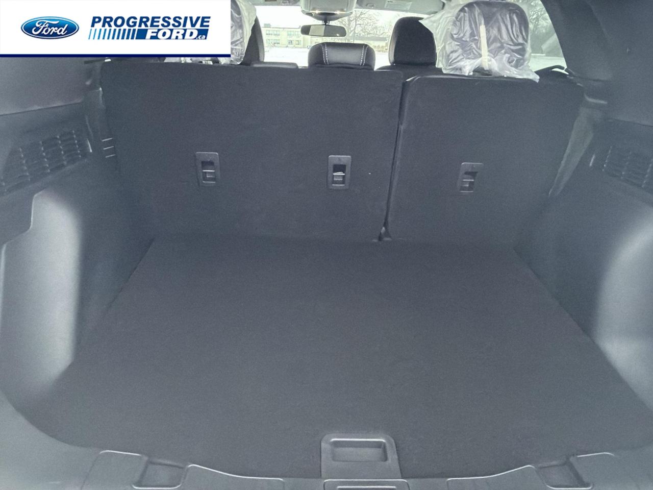 2026 Ford Escape PHEV 4dr Front-Wheel Drive Photo