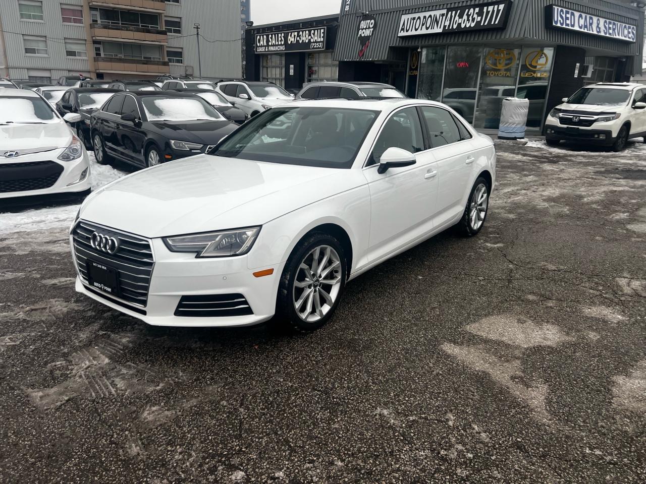 2017 Audi A4 4dr Sdn Auto Progressiv quattro Photo0