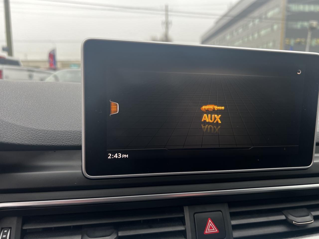 2017 Audi A4 4dr Sdn Auto Progressiv quattro Photo