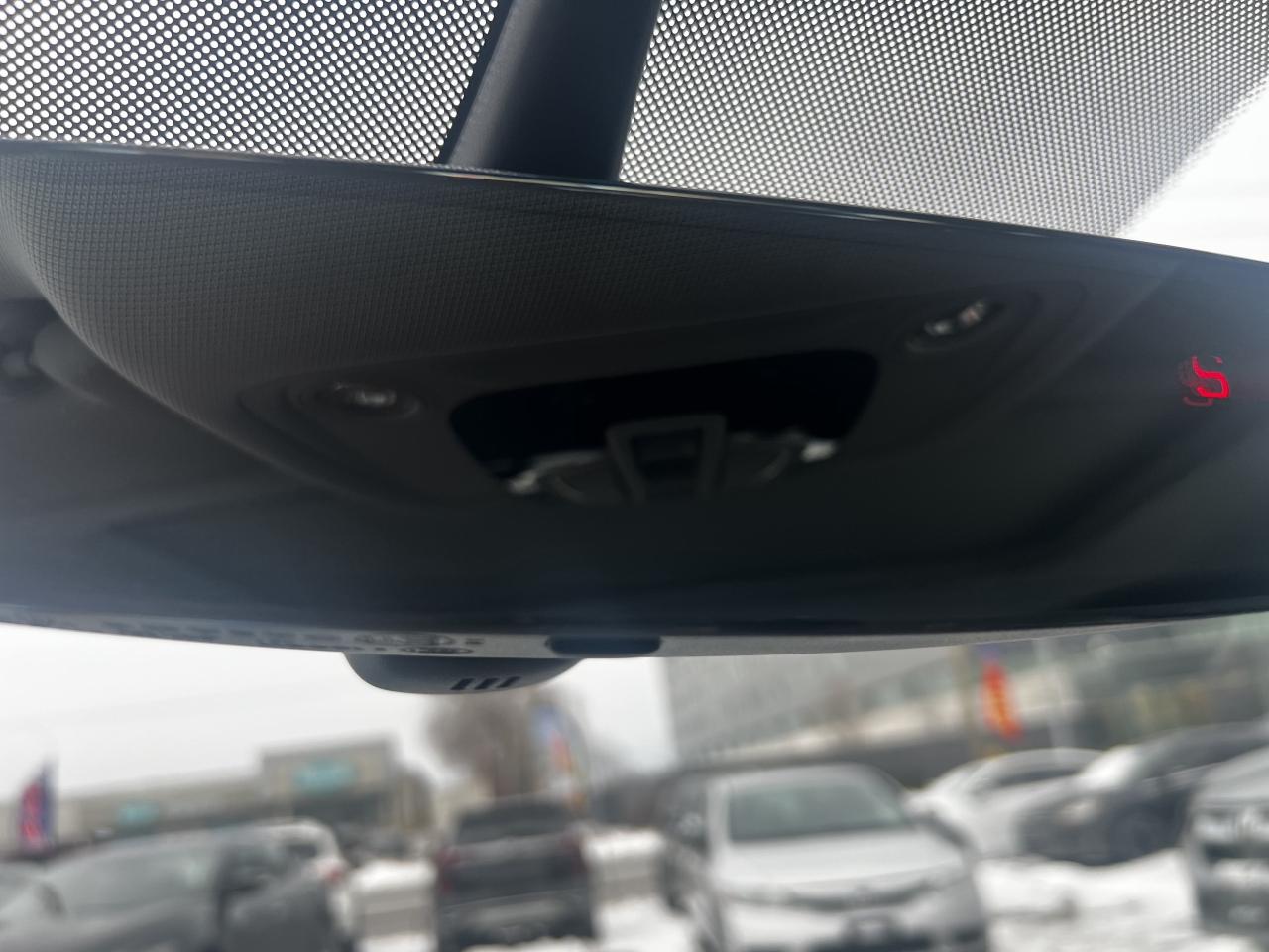 2017 Audi A4 4dr Sdn Auto Progressiv quattro Photo