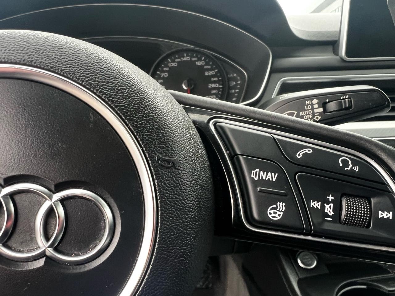 2017 Audi A4 4dr Sdn Auto Progressiv quattro Photo