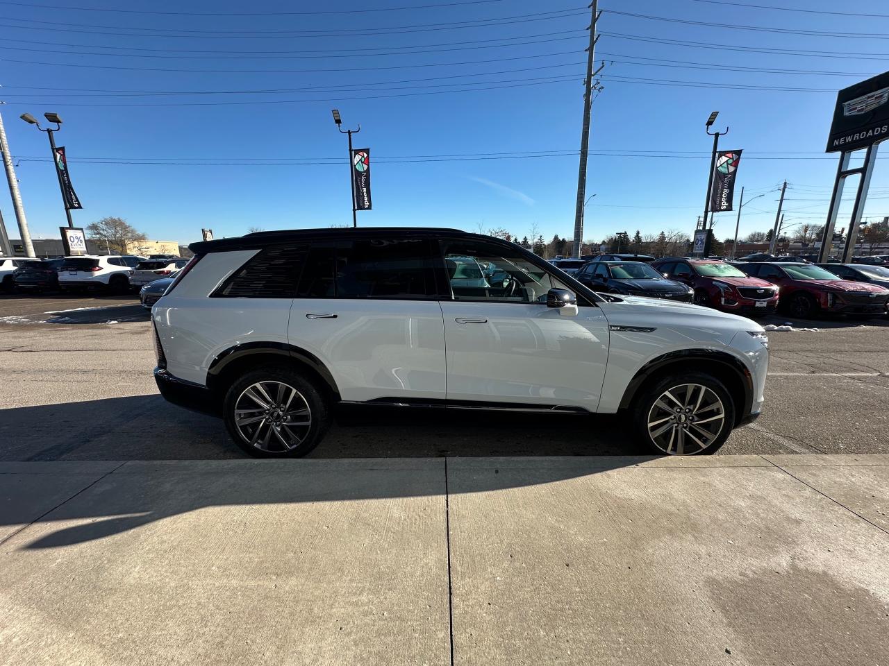 2026 Cadillac VISTIQ Sport 4dr All-Wheel Drive Photo3