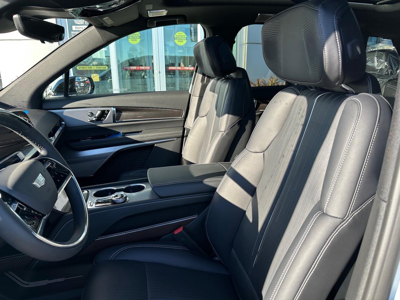 2026 Cadillac VISTIQ Sport 4dr All-Wheel Drive Photo