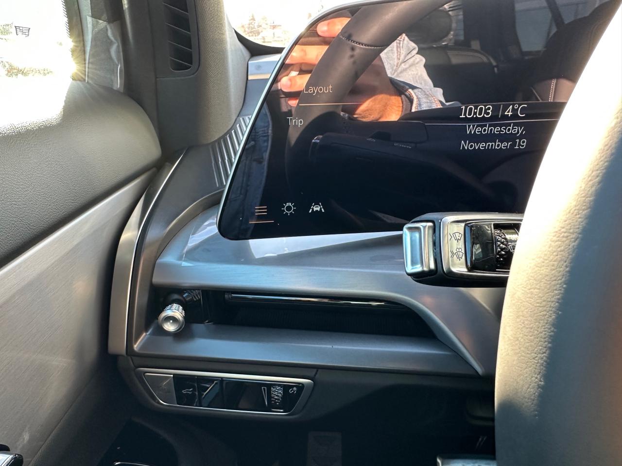 2026 Cadillac VISTIQ Sport 4dr All-Wheel Drive Photo