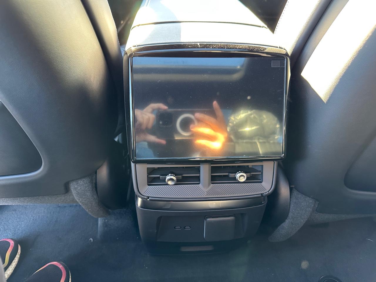 2026 Cadillac VISTIQ Sport 4dr All-Wheel Drive Photo