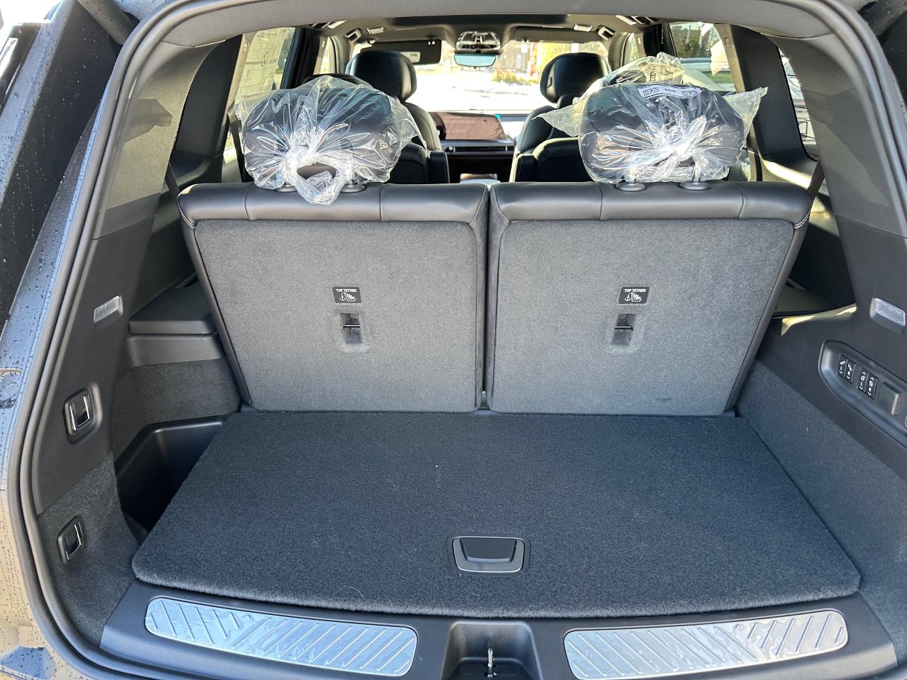 2026 Cadillac VISTIQ Sport 4dr All-Wheel Drive Photo